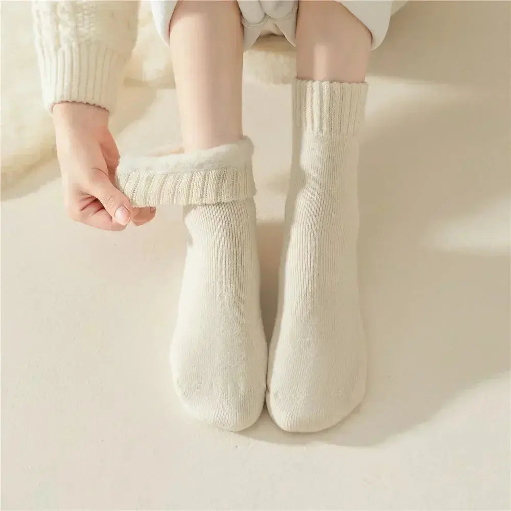 3-Pack Women's Wool Winter Socks - Thick Plush Postpartum & Sleep Snow Socks - Peak Store Co.
