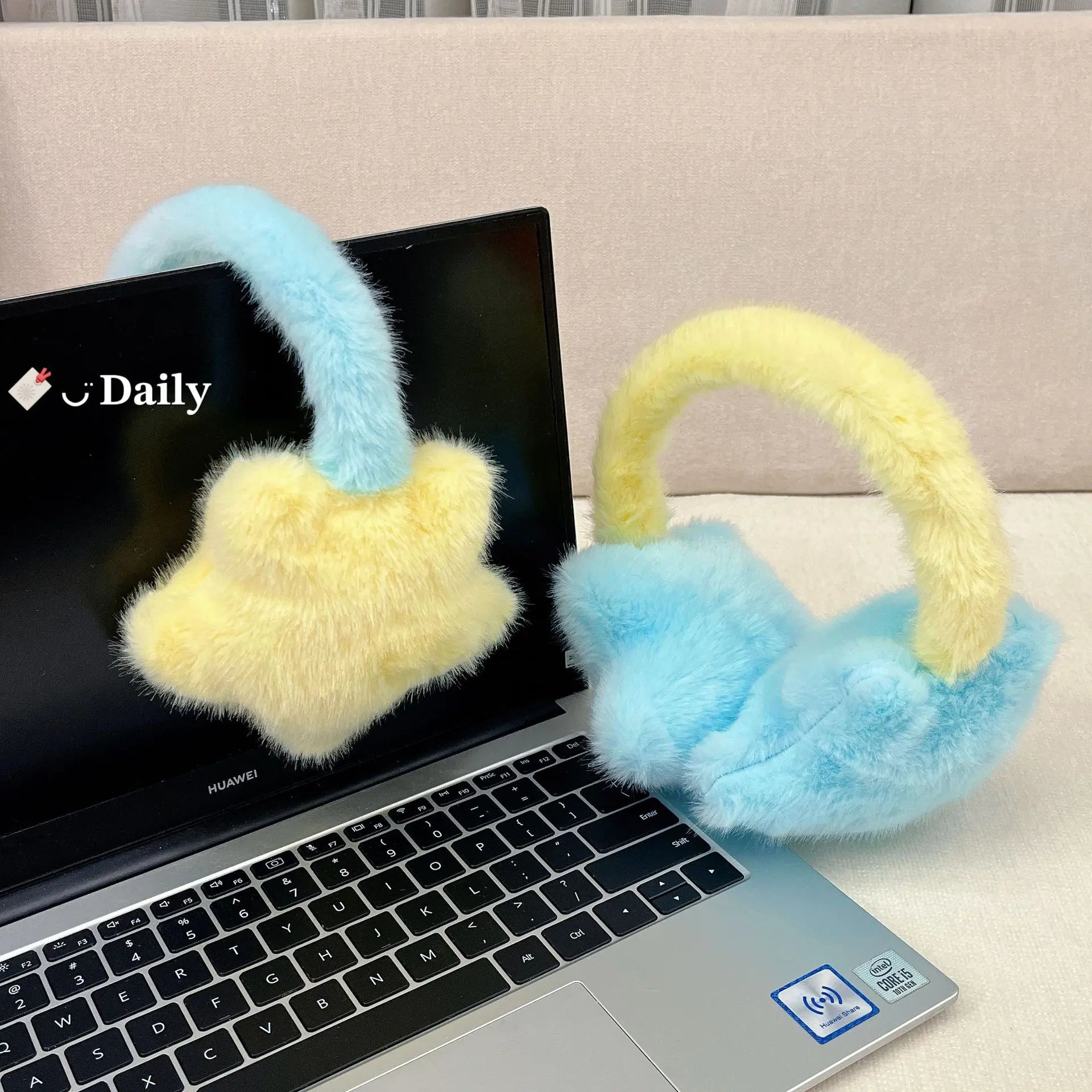 Winter Outdoor Cycling Warm Ear Muffs Fluffy Contrasting Five-pointed Star - Peak Store Co.