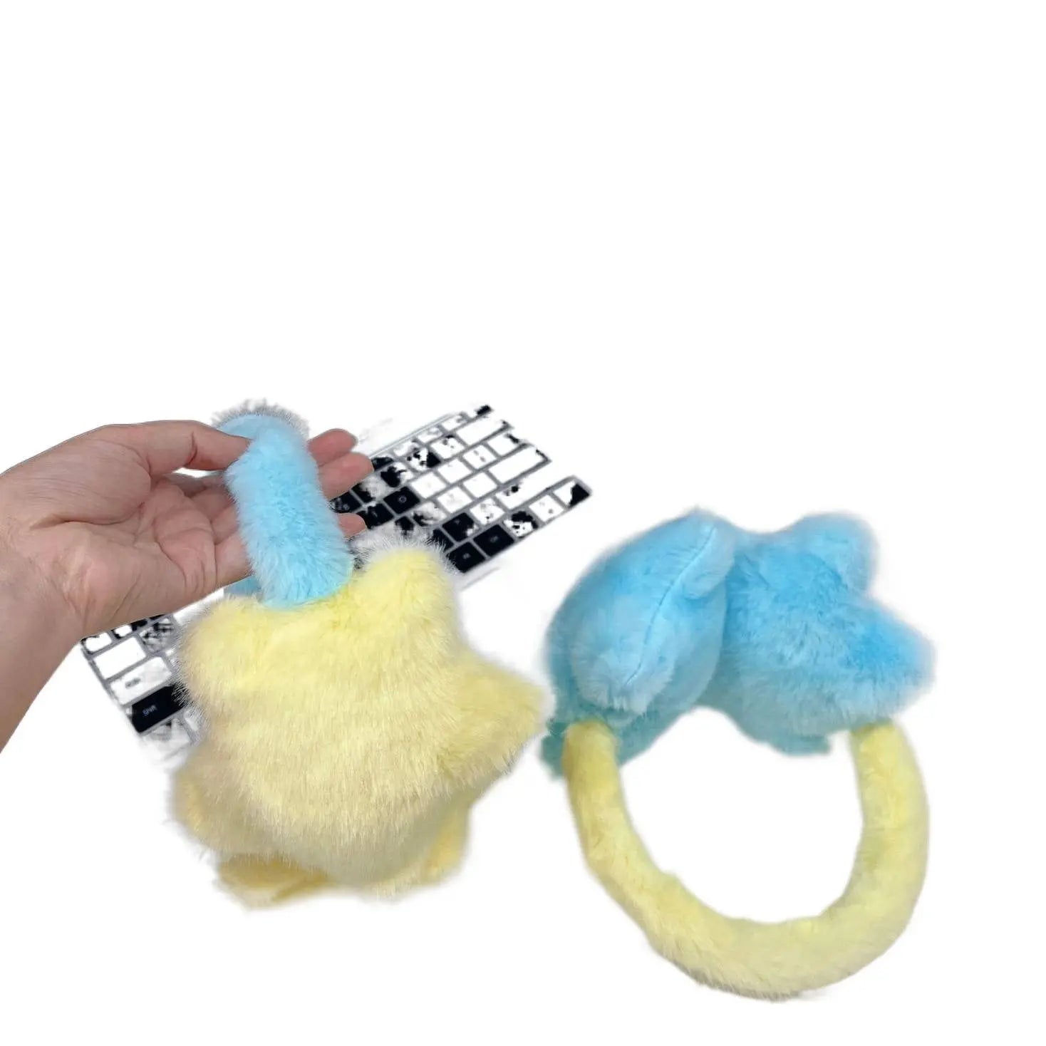 Winter Outdoor Cycling Warm Ear Muffs Fluffy Contrasting Five-pointed Star - Peak Store Co.